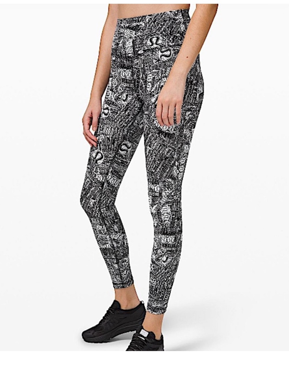 Lululemon’s Wunder Train High Rise  Legging White Black